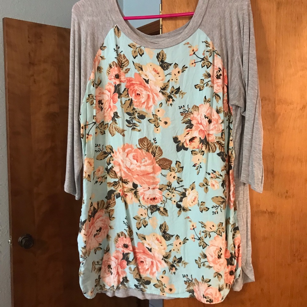 Floral baseball tee